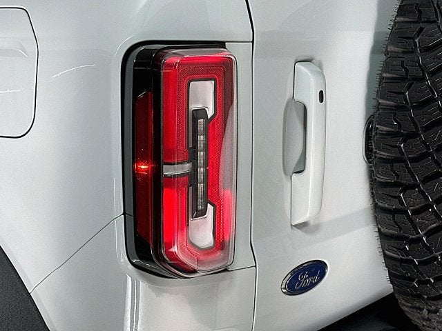 2021 Ford Bronco Base