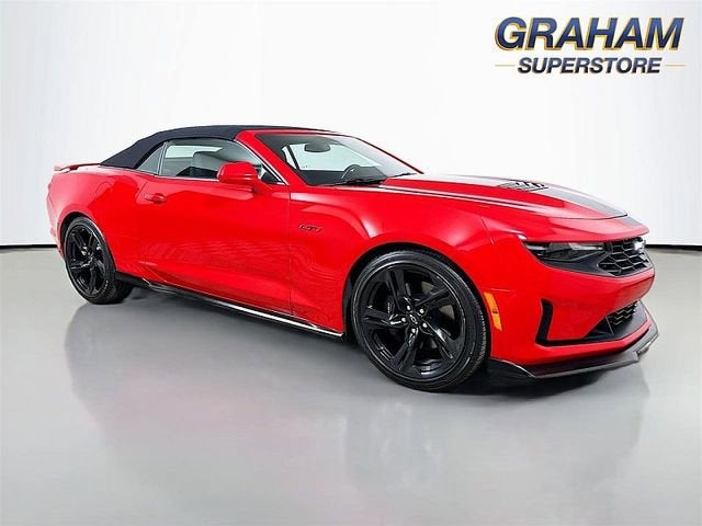 2022 Chevrolet Camaro 6.2 Convertible LT1's photo