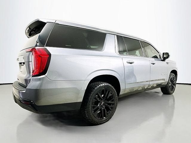 2022 GMC Yukon XL SLE