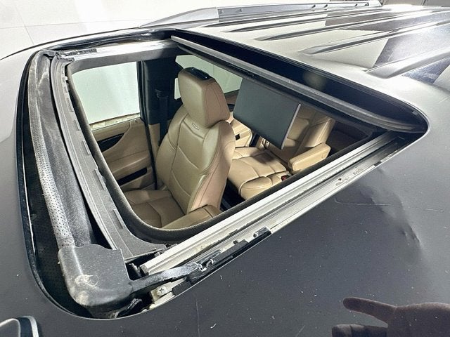 2019 Cadillac Escalade Platinum