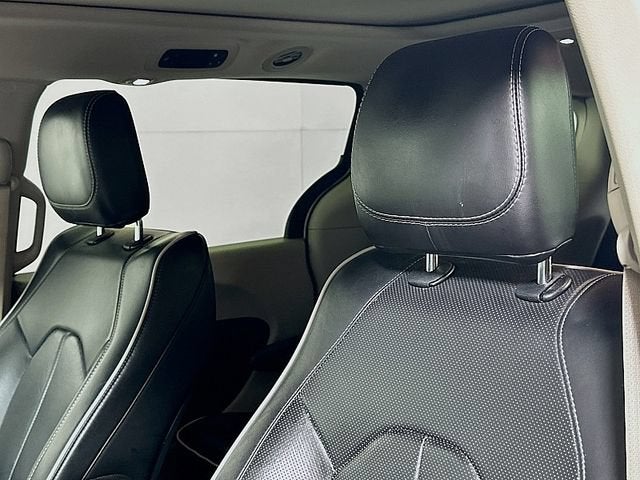 2023 Chrysler Pacifica Hybrid Limited