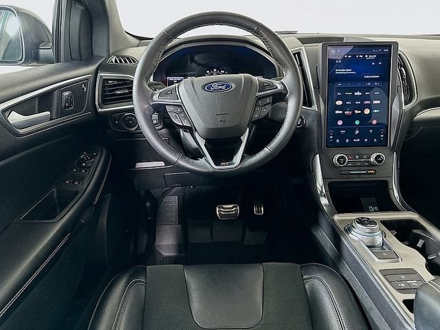2023 Ford Edge ST