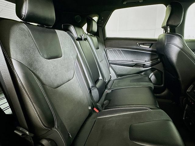 2023 Ford Edge ST
