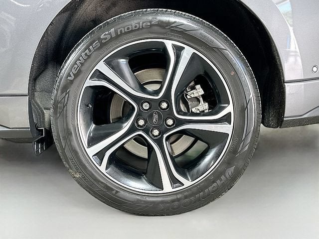 2023 Ford Edge ST