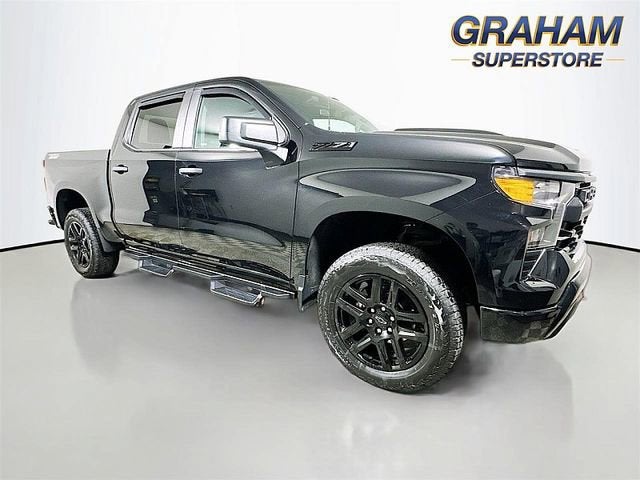 2023 Chevrolet Silverado 1500 Custom Trail Boss 4X4 Crew Cab Short Box's photo