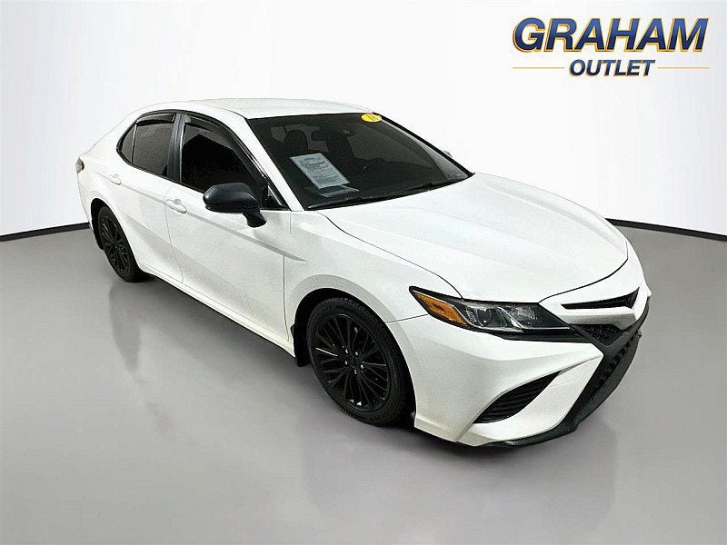 2018 Toyota Camry SE