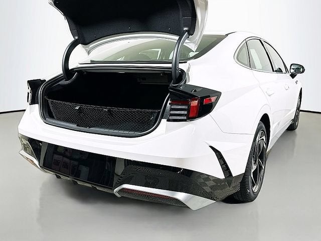 2026 Hyundai Sonata SEL - Photo 16