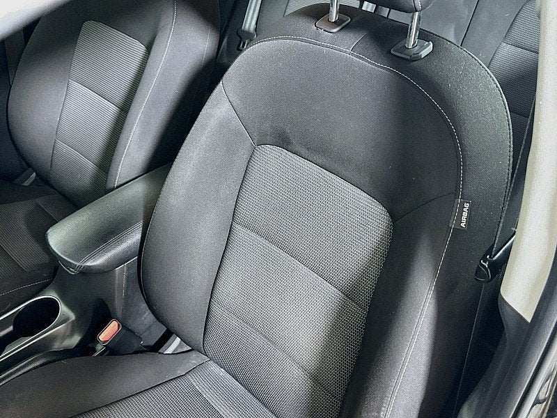2017 Kia Forte5 LX