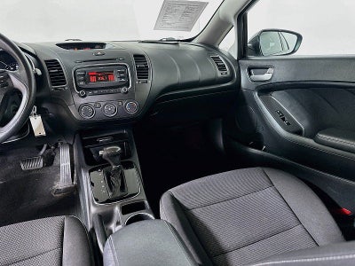 2017 Kia Forte5 LX