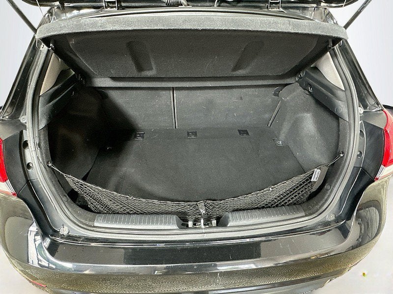 2017 Kia Forte5 LX