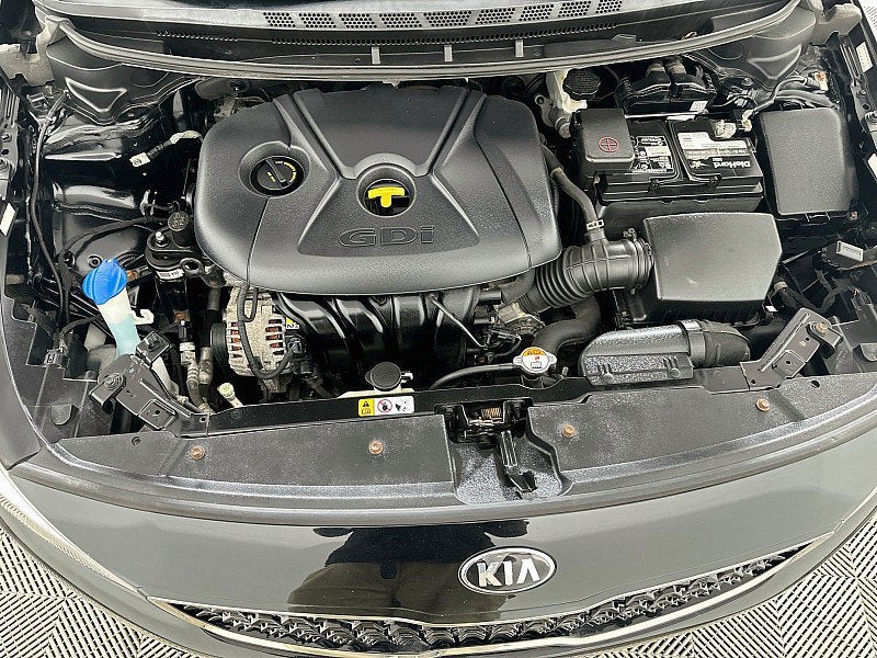 2017 Kia Forte5 LX