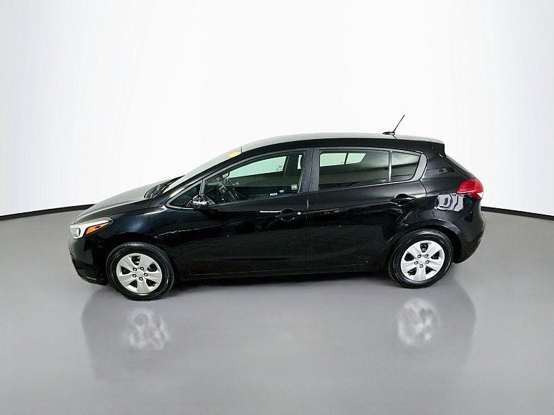 2017 Kia Forte5 LX